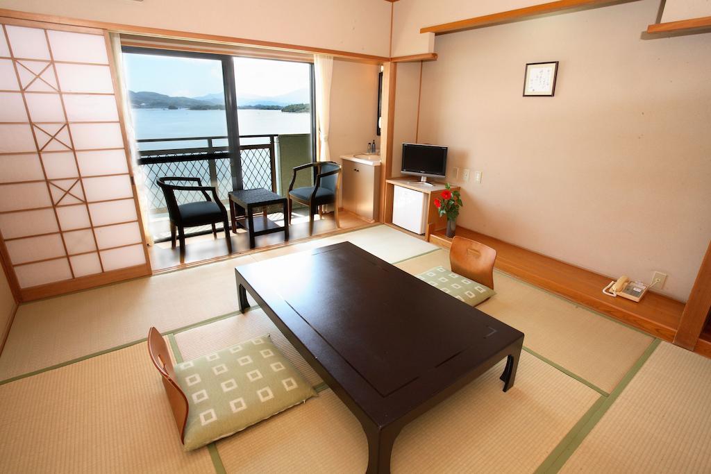 Komatsuya Nagisakan Kami Amakusa Zimmer foto